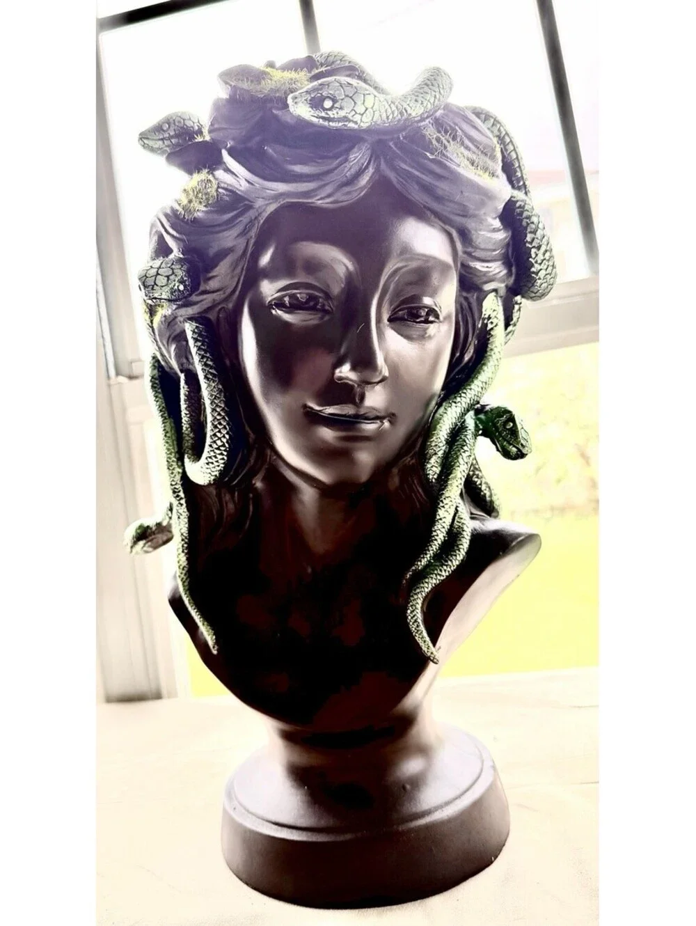 Stunning New Medusa Bust With Metallic Green Snake Hair Halloween 2025